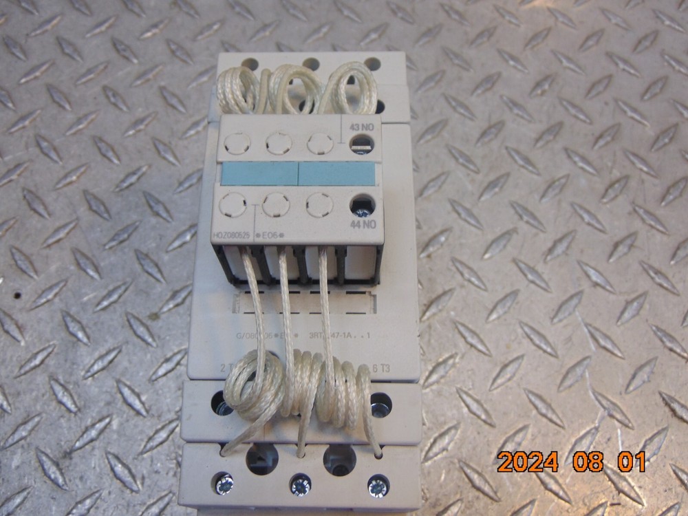 SIEMENS 3RT1647-1AC21 CONTACTOR 24V COIL 3RT1647