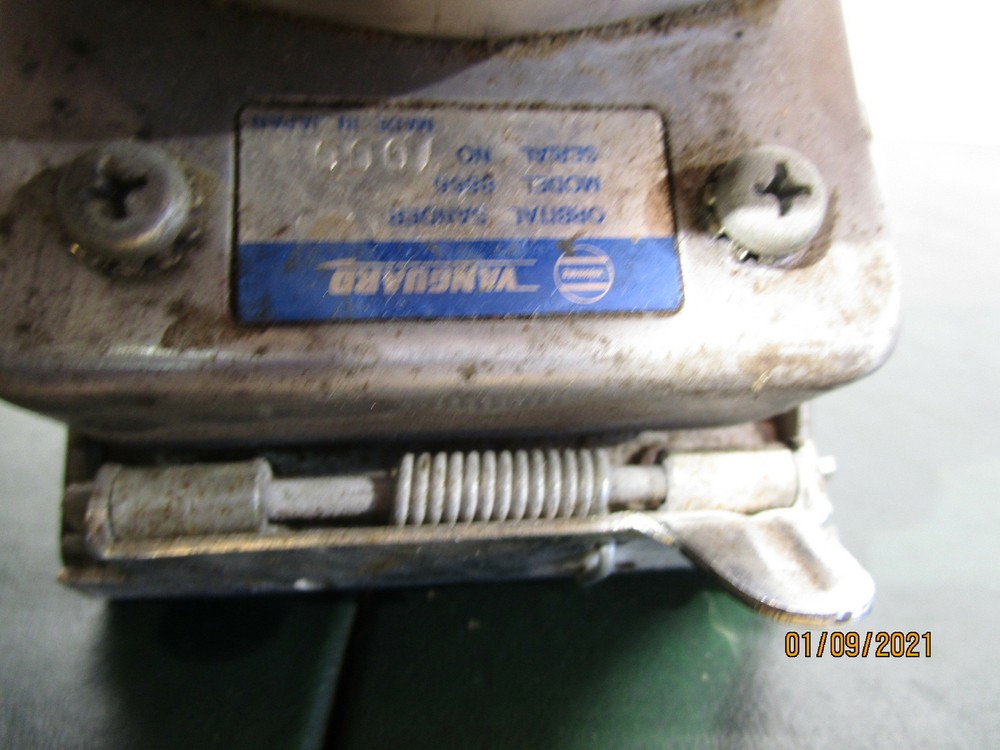 Vanguard Orbital Air Pneumatic Sander Model 8866