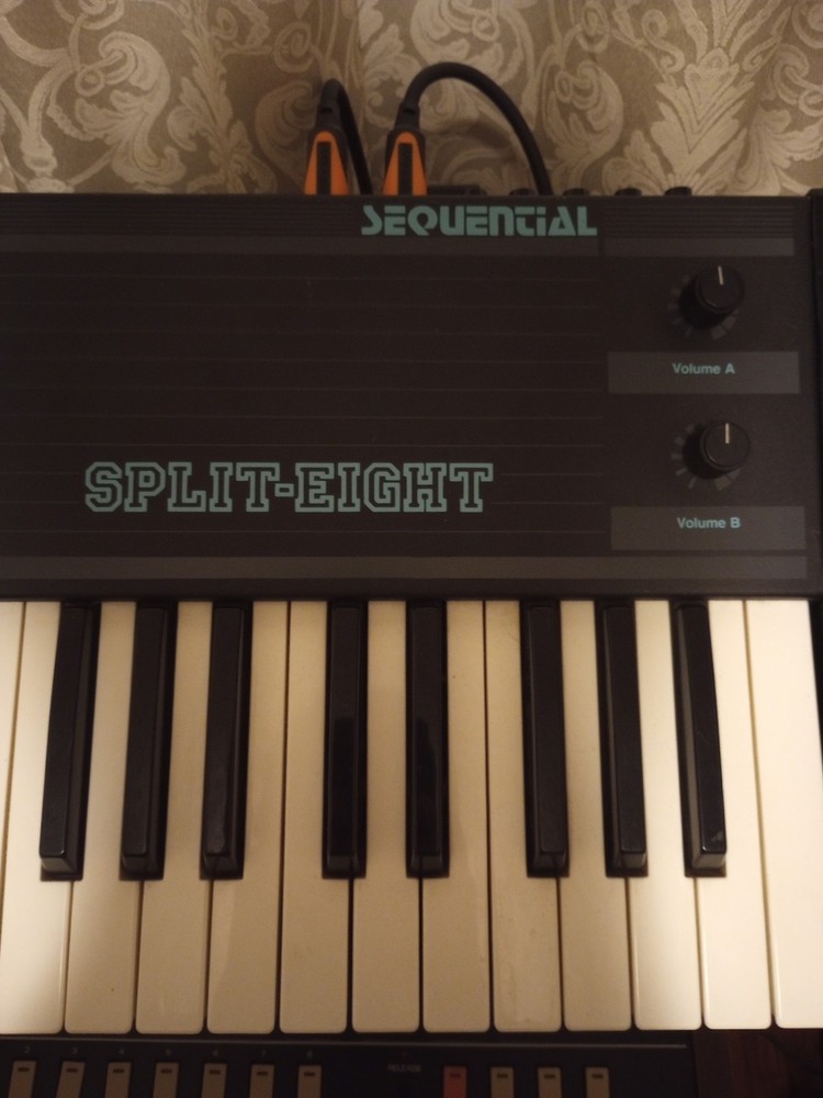 Sequential Split-Eight 61-Key 8-Voice Polyphonic Synthesizer 1985 Black