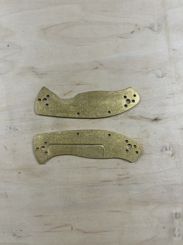 Scikio Custom Spyderco Tenacious Brass Handle Scales