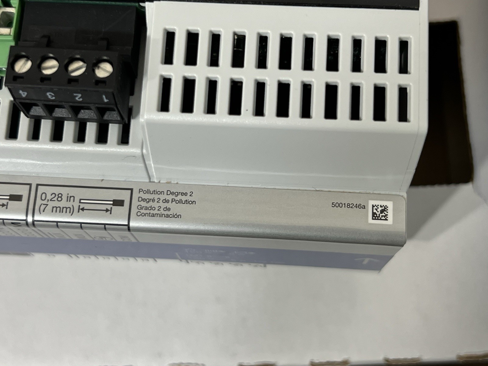 Lutron HomeWorks QS LQSE-4S8-120-D Switching Power Module - ( PRICE FOR 1 UNIT