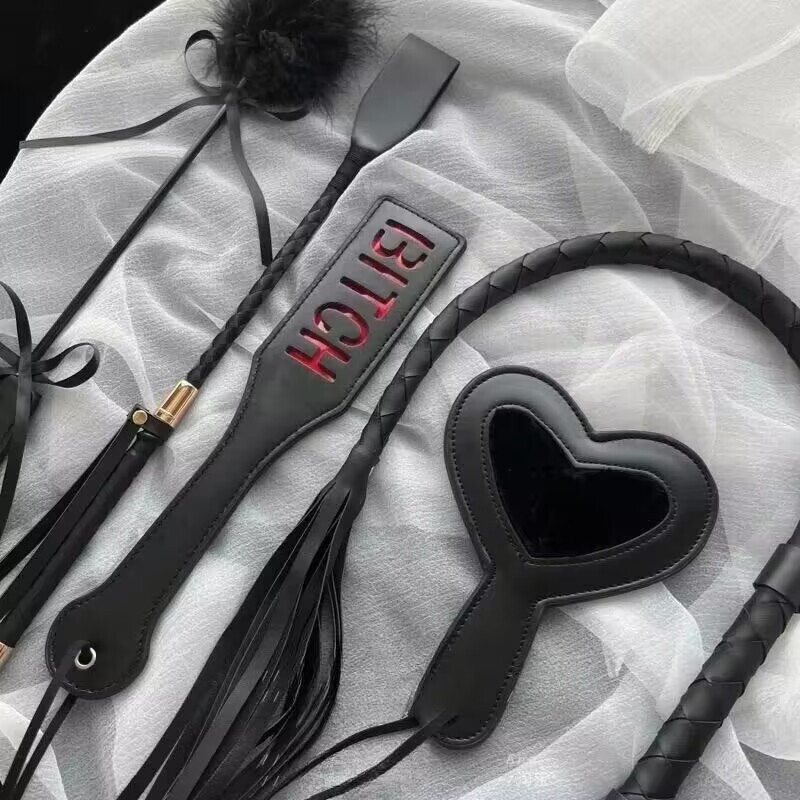 PU Leather Spanking Riding Horse Crop Flogger Paddle Whip Restraint Cosplay Game