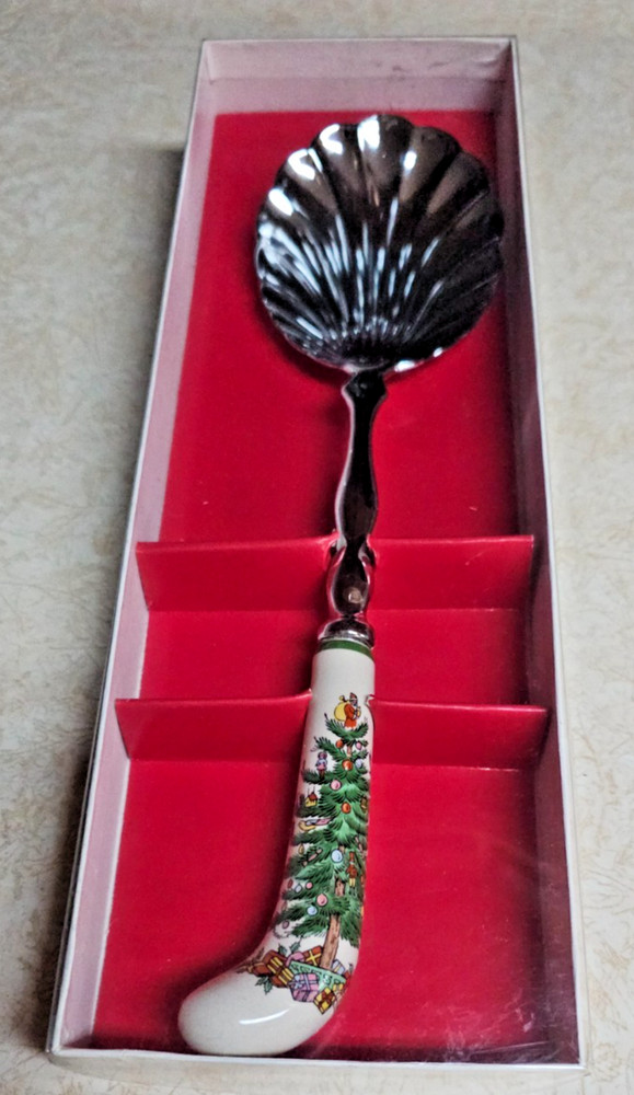 Spode Christmas Tree 11" Long Shell Shaped Stainless Serving Spoon