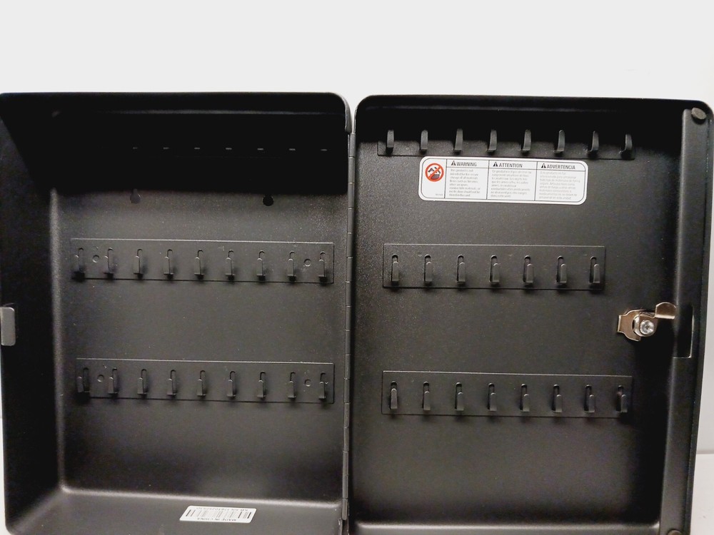 NEW SENTRYSAFE 50 MEDIUM KEY BOX NON-FIREPROOF KB-50