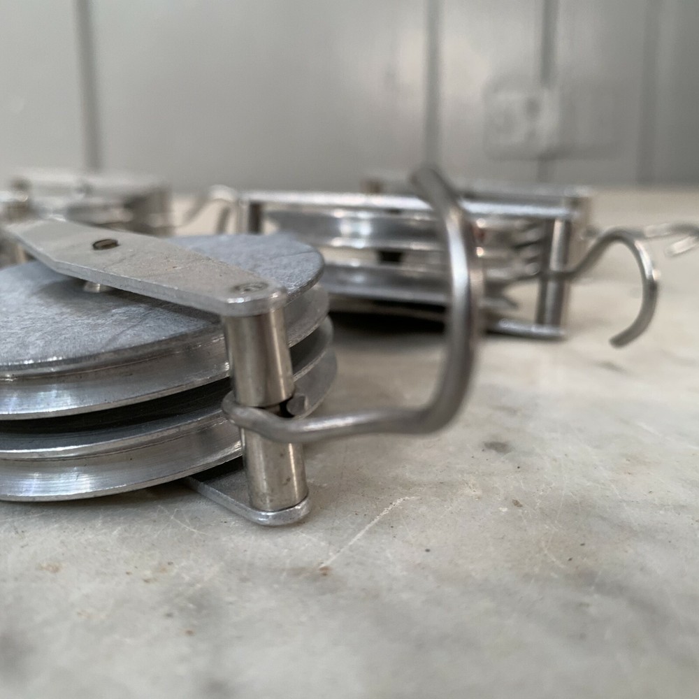 Set of 7 aluminium pulleys