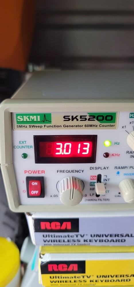 SKMI SK5200 Sweep Function Generator 60MHz Counter