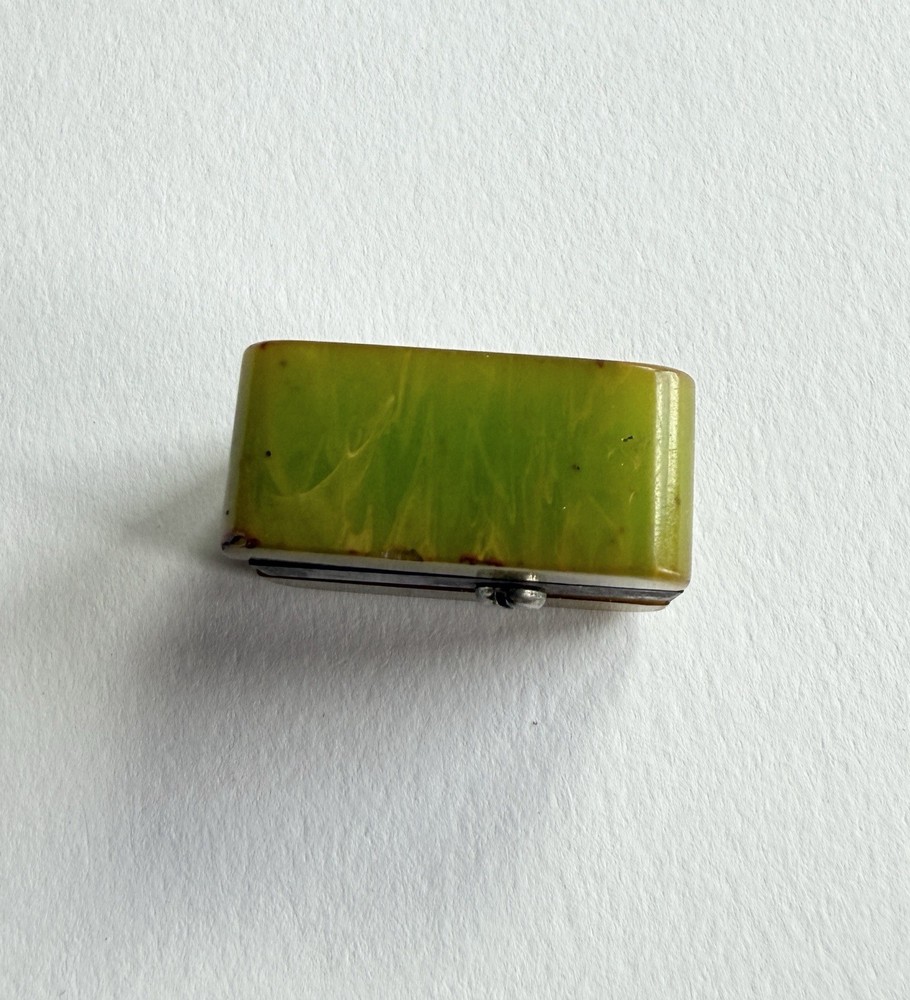 Vintage Old Small Rectangular 1930s Green Bakelite Pencil Sharpener Swirl Design