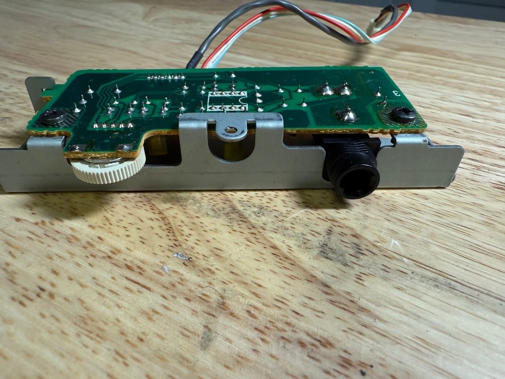 AKAI DPS16 / DPS16 Headphone Jack Board