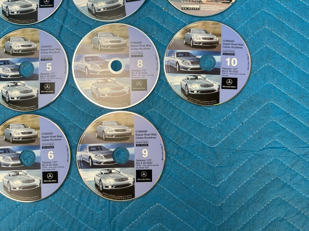 Mercedes G500 Comand Navigation CD Map 10pc Set w/ Case 2004 OEM