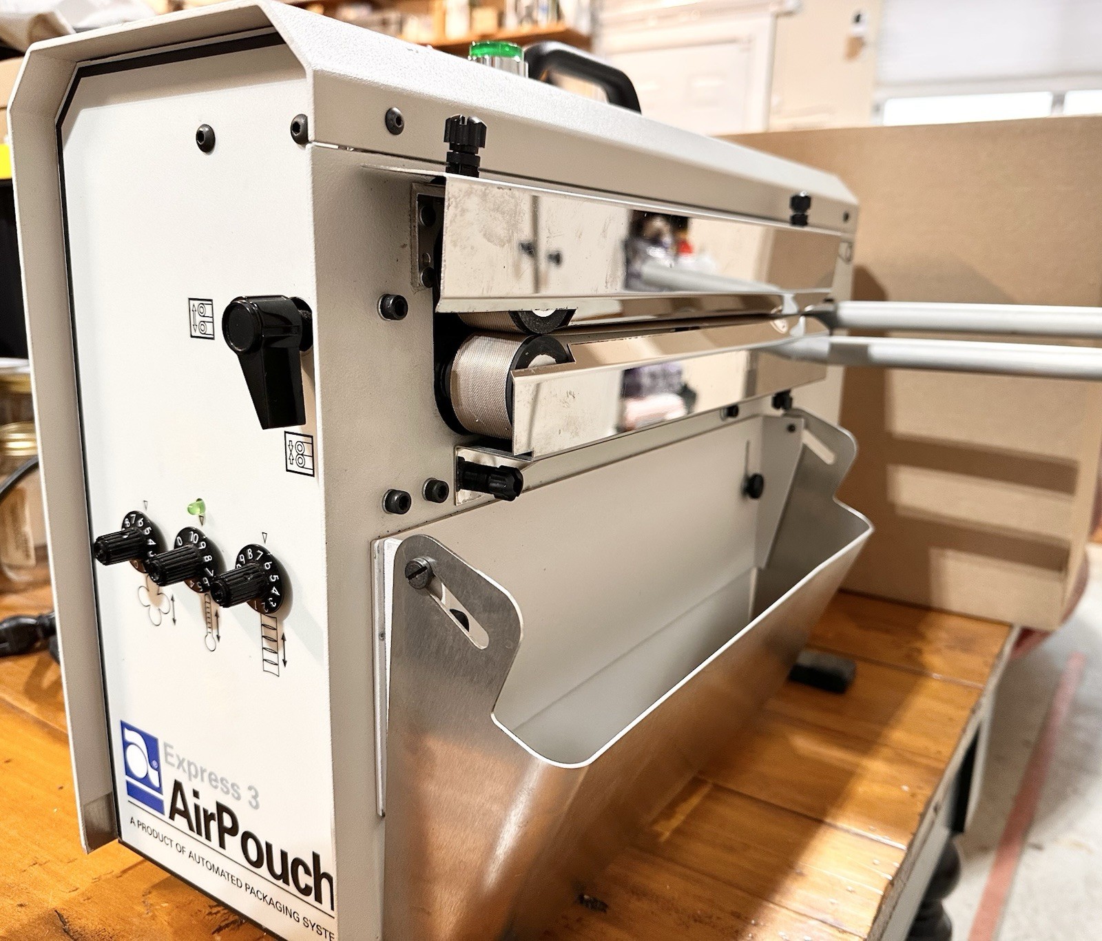 Autobag Automated AirPouch Express 3 Tabletop Air Pillow Machine