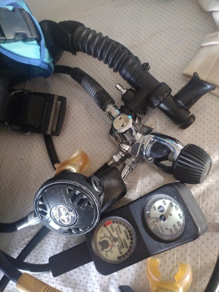 Dacor Scuba Diving Gear Lot Multi Items
