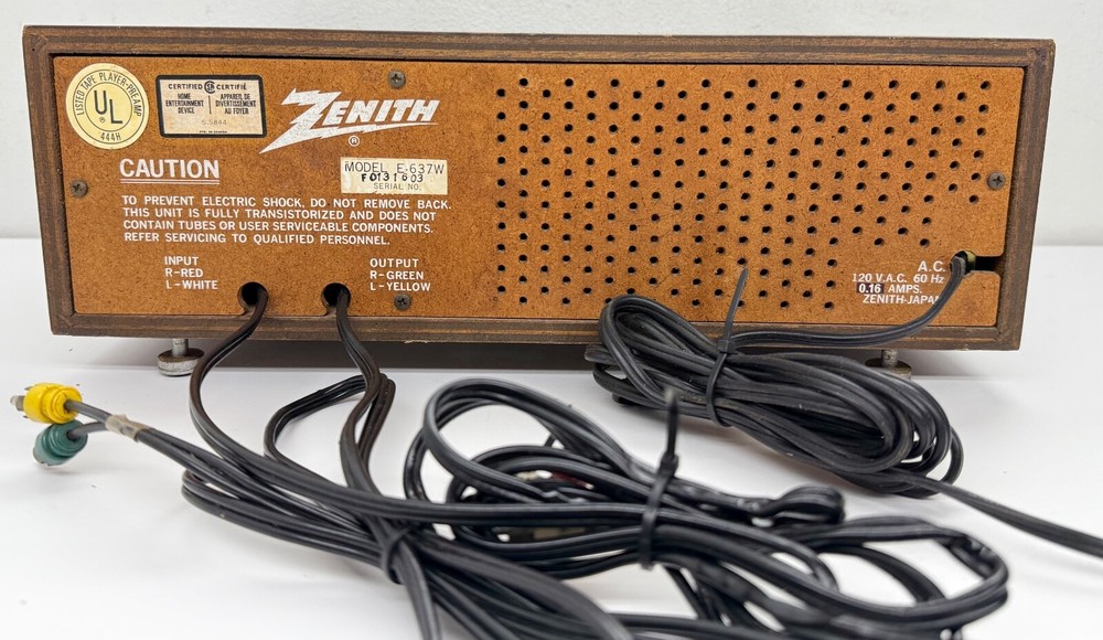 Vintage Zenith Solid State Cassette Stereophonic Tape Recorder E-637W UNTESTED