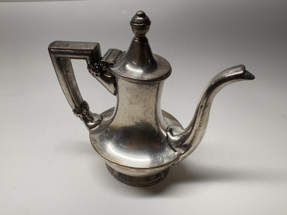 Reed and Barton Vintage Silverplate Hotel Teapot