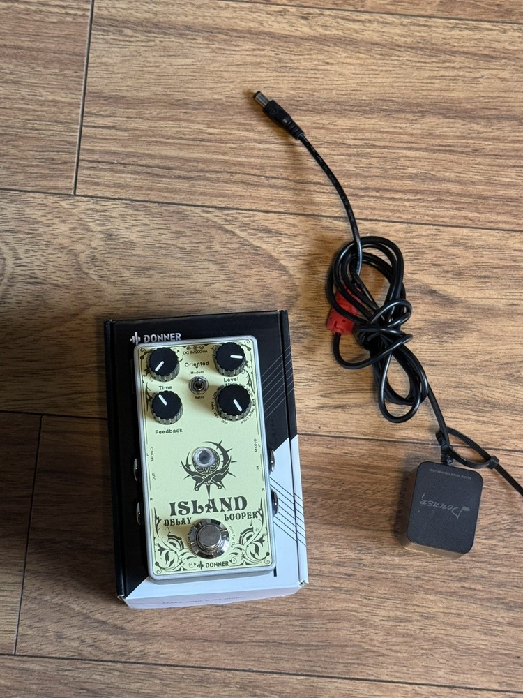 DONNER ISLAND Delay & Loop Pedal