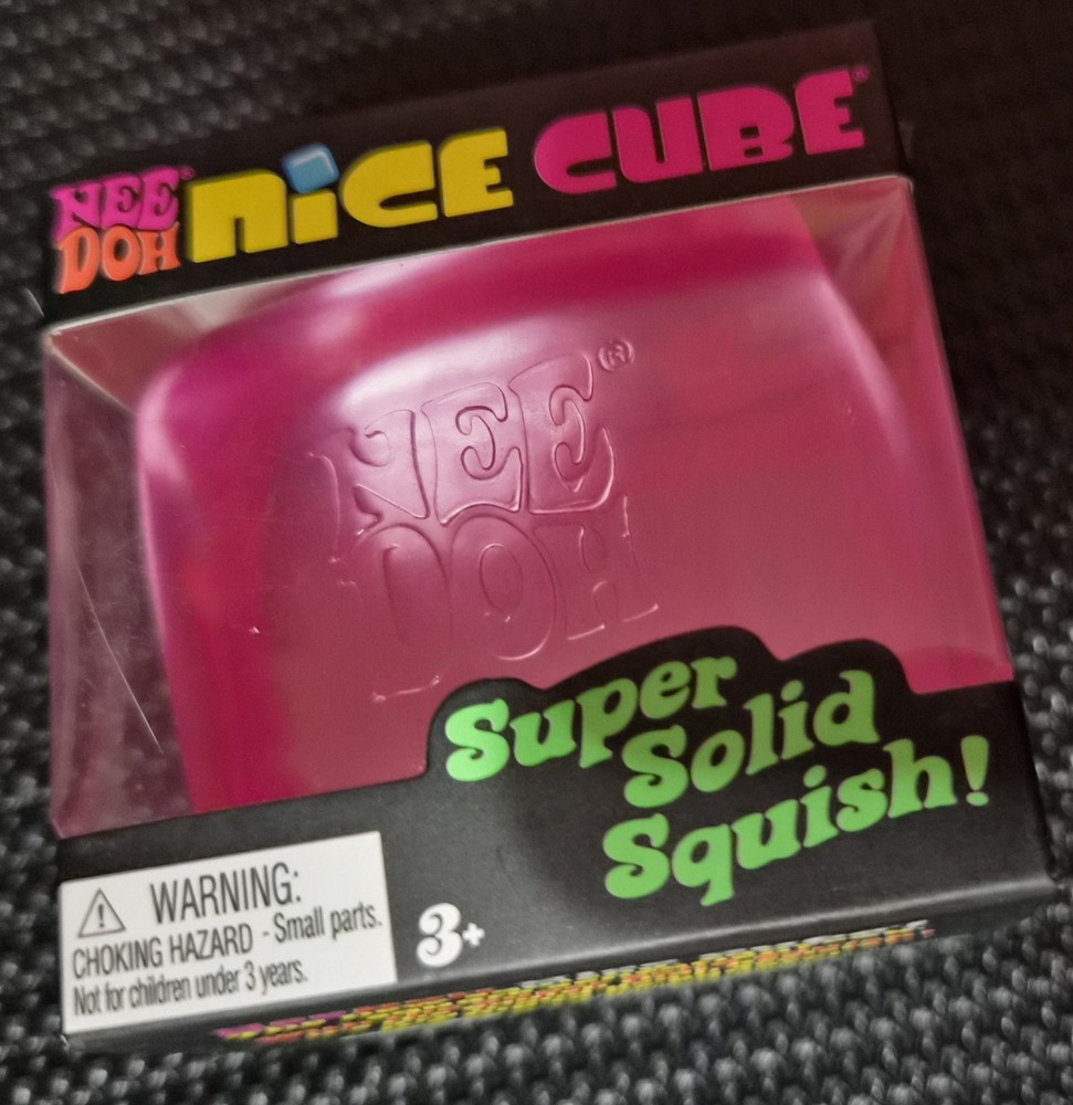 SCHYLLING NEEDOH NICE CUBE 2.25 INCH SUPER SOLID SQUISH PINK NIB