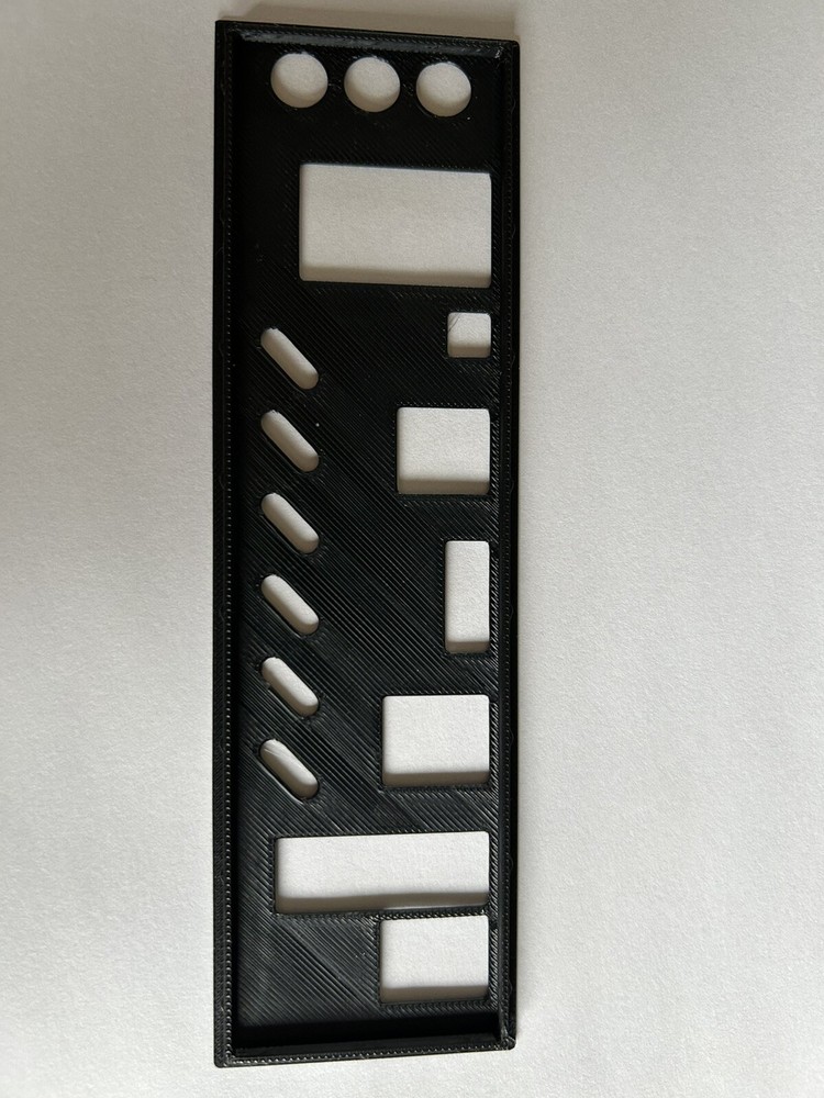 Gigabyte B550 UD AC IO Shield