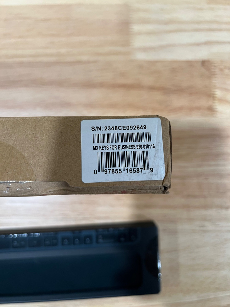 Logitech MX Keys Wireless Keyboard with Palm Rest - Graphite