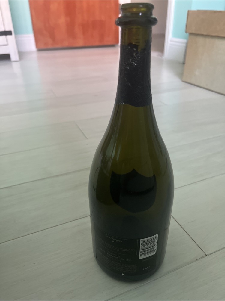 2006 Dom Perignon EMPTY Champagne Bottle with Original Box