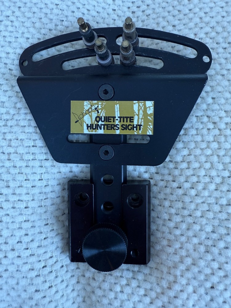 Quiet-Tite Hunter Sight Dovetail Mount