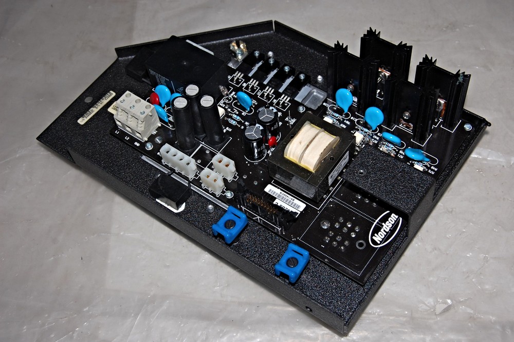 NORDSON 228893C POWER SUPPLY