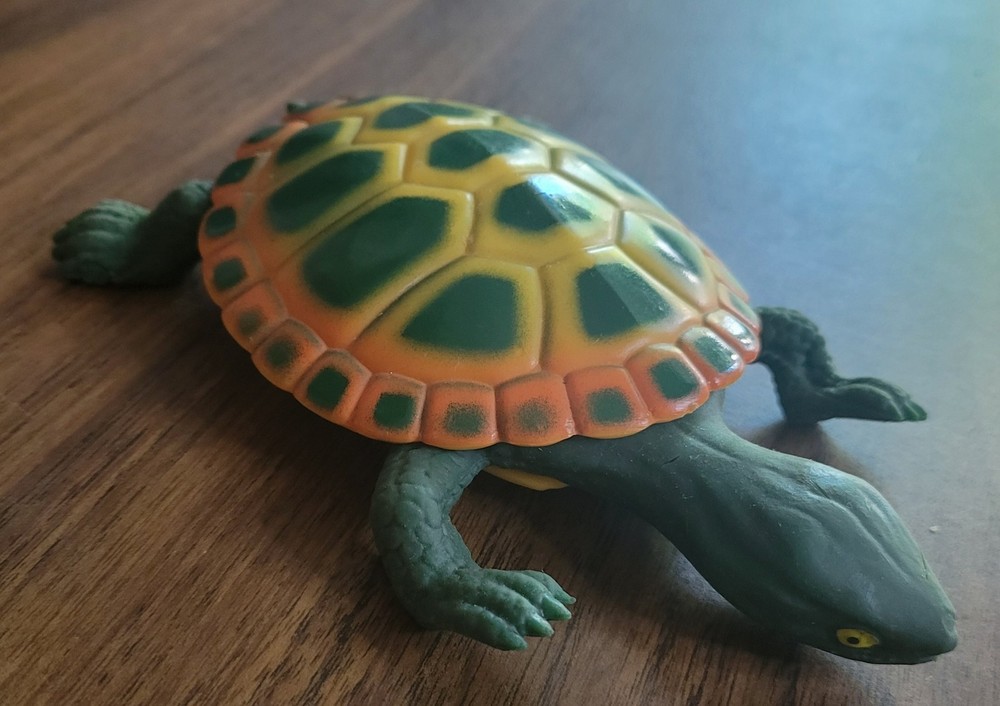 NOSTALGIC Imperial Rubber & Plastic Turtle 6 Inch Authentic Fantastic Hard Shell