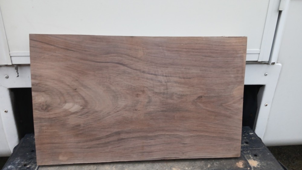 WALNUT