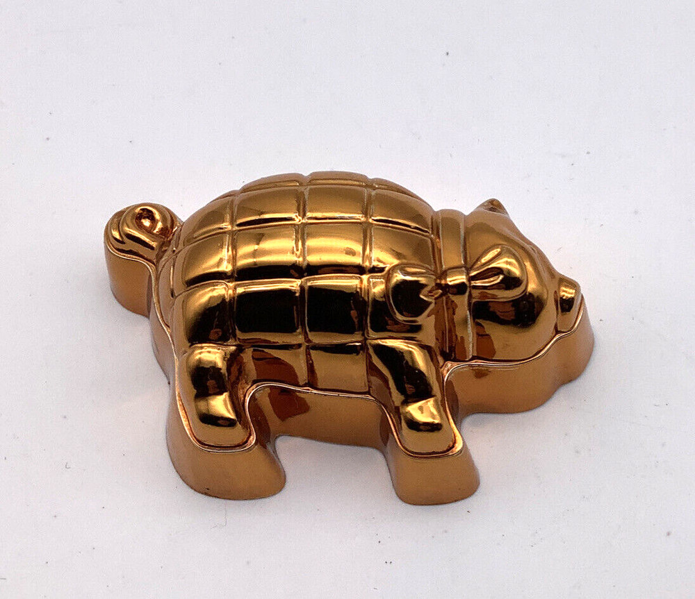 Avon Country Kitchen Pig HOG Magnet 385