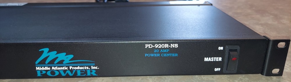 Middle Atlantic PD-920R Rackmount Power 9 Outlet 20A Basic Surge Protector