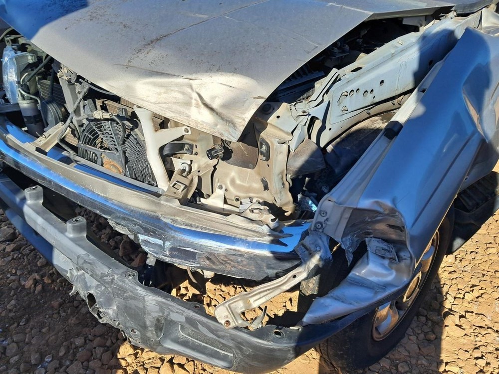 FRONTIER 2000 Glove Box 4828443