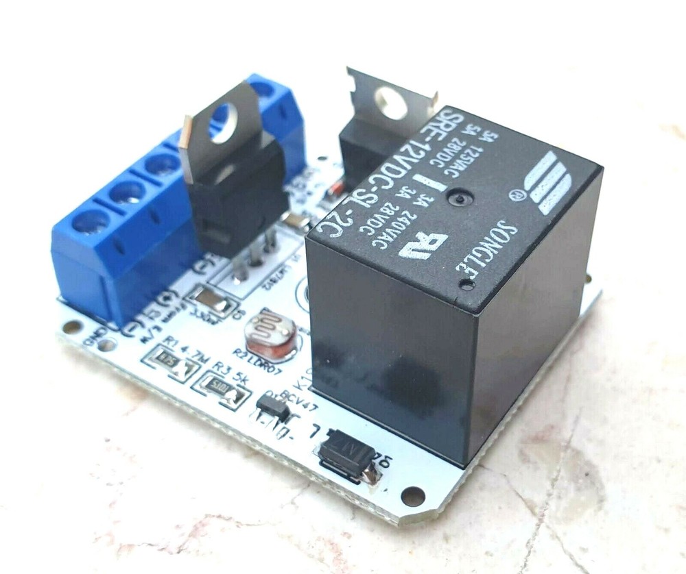 24V 5Amp West East Auto Sensor Night DIY PV Panel Sun Tracking Controller Board