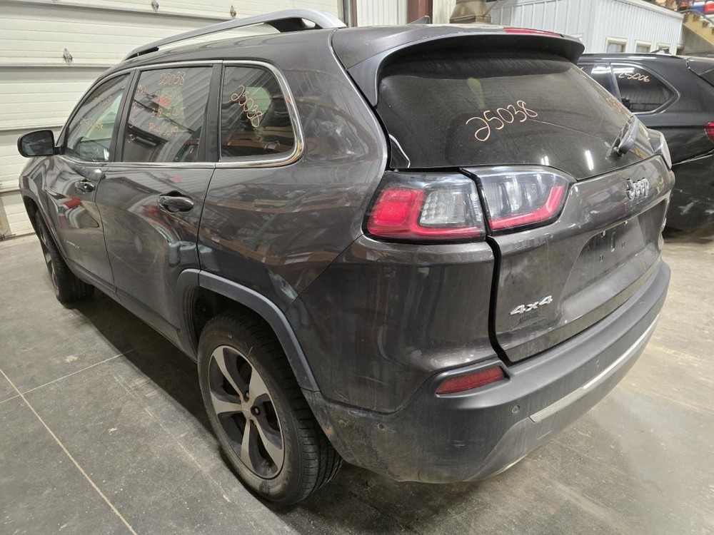 CHEROKEE 2019 Jack 1542749