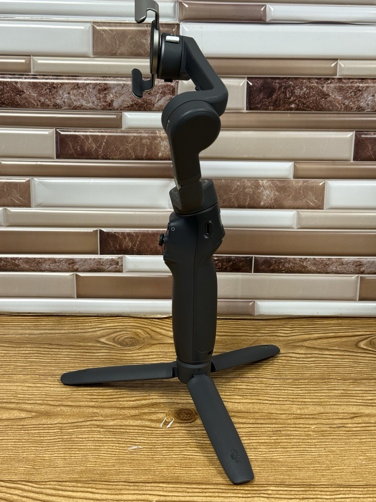 DJI Osmo Mobile 6 Smartphone Gimbal Stabilizer - TESTED - PLEASE READ