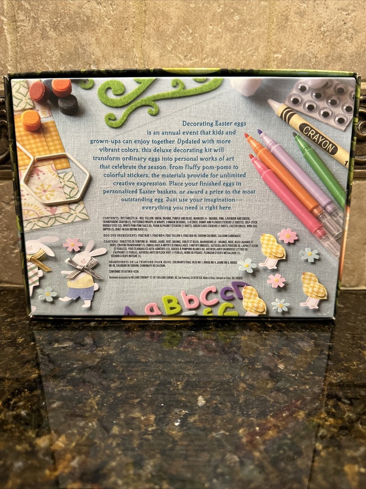 WILLIAMS SONOMA EASTER EGG DECORATING KIT & 12 DECORATING EASTER EGGS