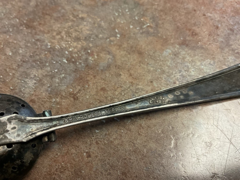 Vintage WM A Rogers A1 plus tea infuser Oneida Ltd