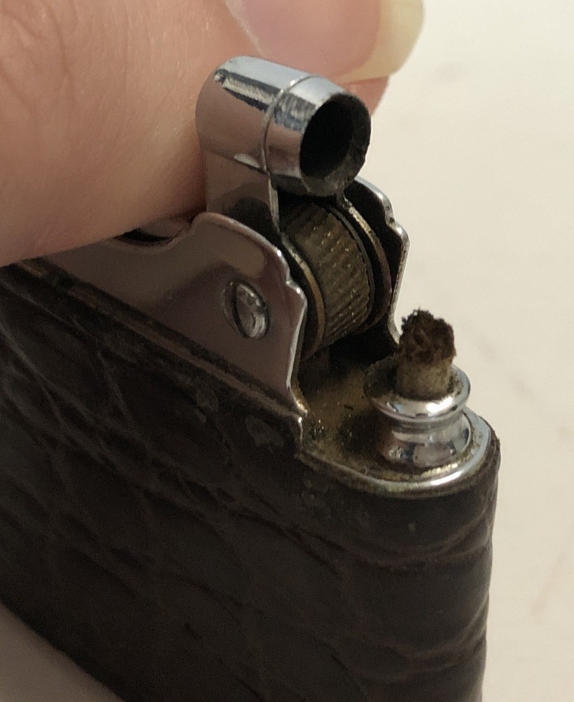 Vintage RONSON Adonis Lighter Brown Initials J.C.C. **READ**