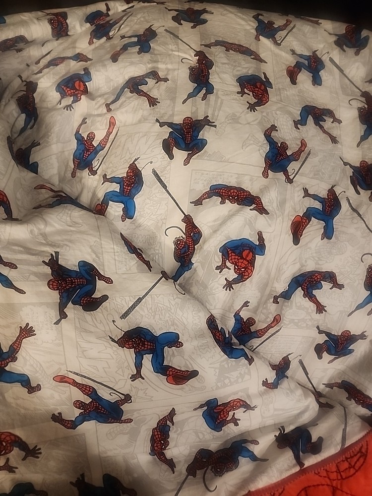 Pottery Barn Kids Spiderman Sleeping Bag 52"×24" EUC Marvel