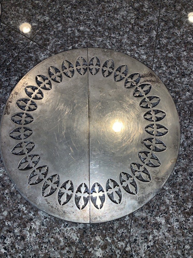 VBCNS 4756 Footed expandable trivet