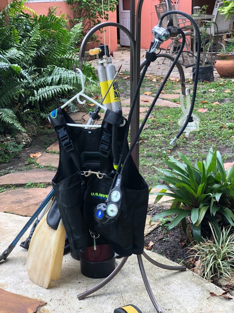 scuba diving equipment and spearguns