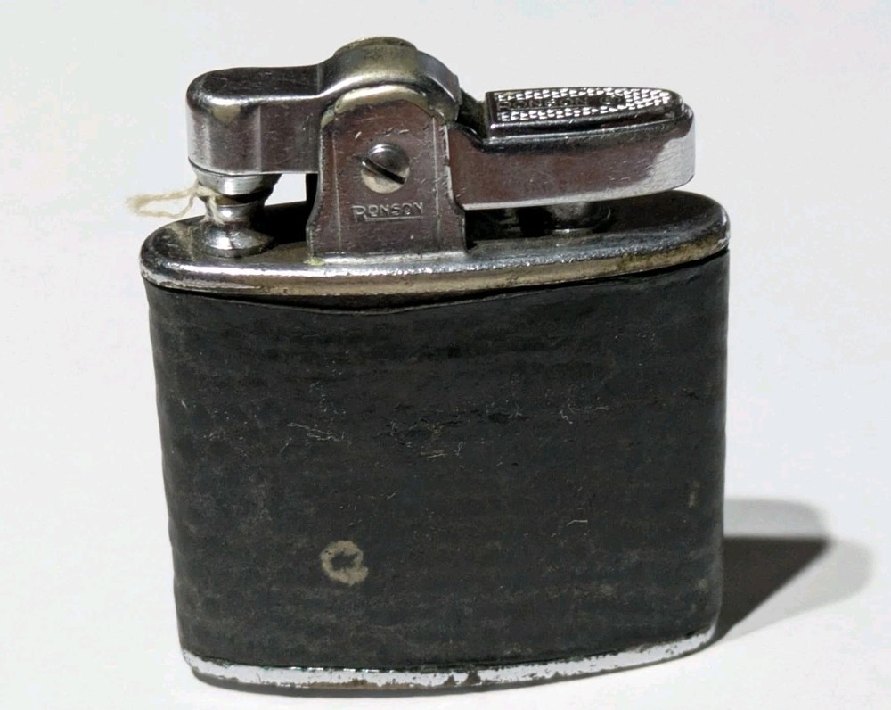 Ronson Standard Automatic Textured Black Leather Lighter