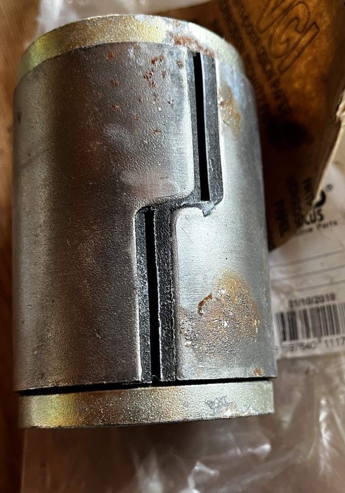 DAF 95XF Spring Bushing – Part No. 22665AP