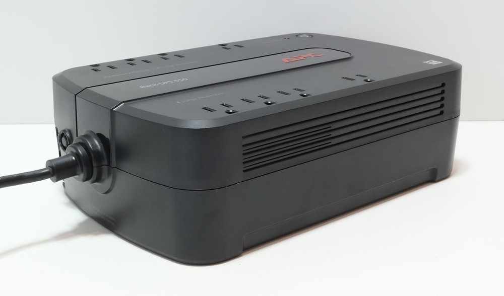 APC Back-UPS 550 Battery Backup & Surge Protector BE550G READ LISTING