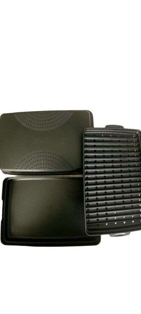 Pampered Chef Black Roasting Container