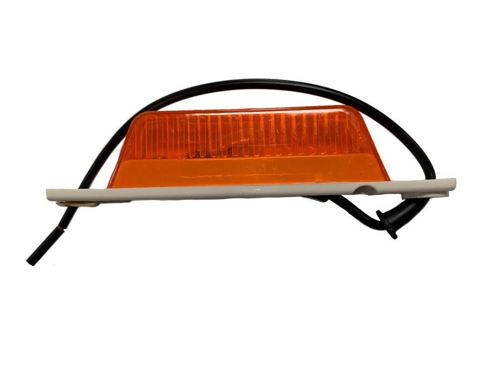 yellow arrow light b52 551-0101