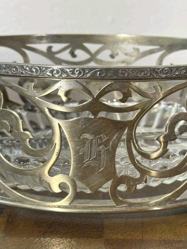 VTG Silverplate Openwork Serving Dish w/ Handles & Glass Insert Monogram MBC EP