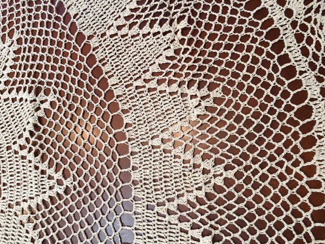 Round Handmade Crochet Lace Tablecloth COLOR BEIGE 100 % COTTON -