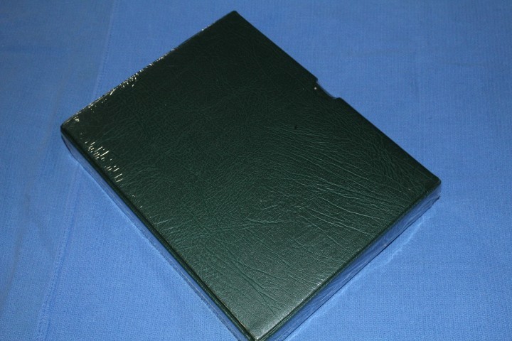 Lighthouse GREEN Three Ring binder with dustcase BlueLakeStamps NEW