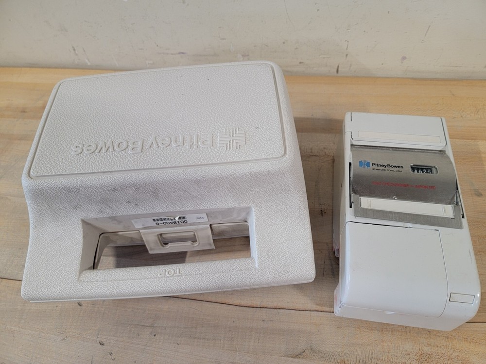 PITNEY BOWES 5390 CHECK SIGNER-IMPRINTER WITH CASE
