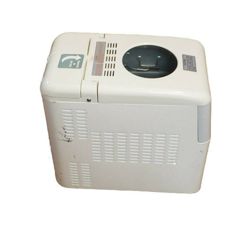 Zojirushu Bread Maker Machine Digital Automatic Programmable Model BBCC-S15A