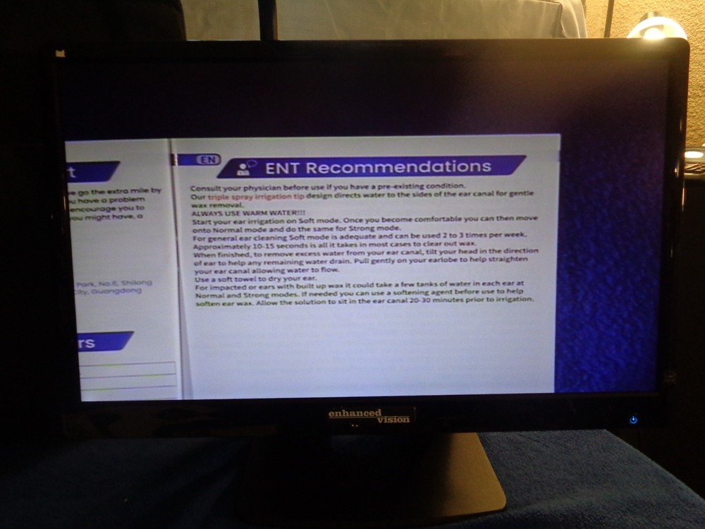 Enhanced Vision Acrobat LCD 24" With Remote And Case