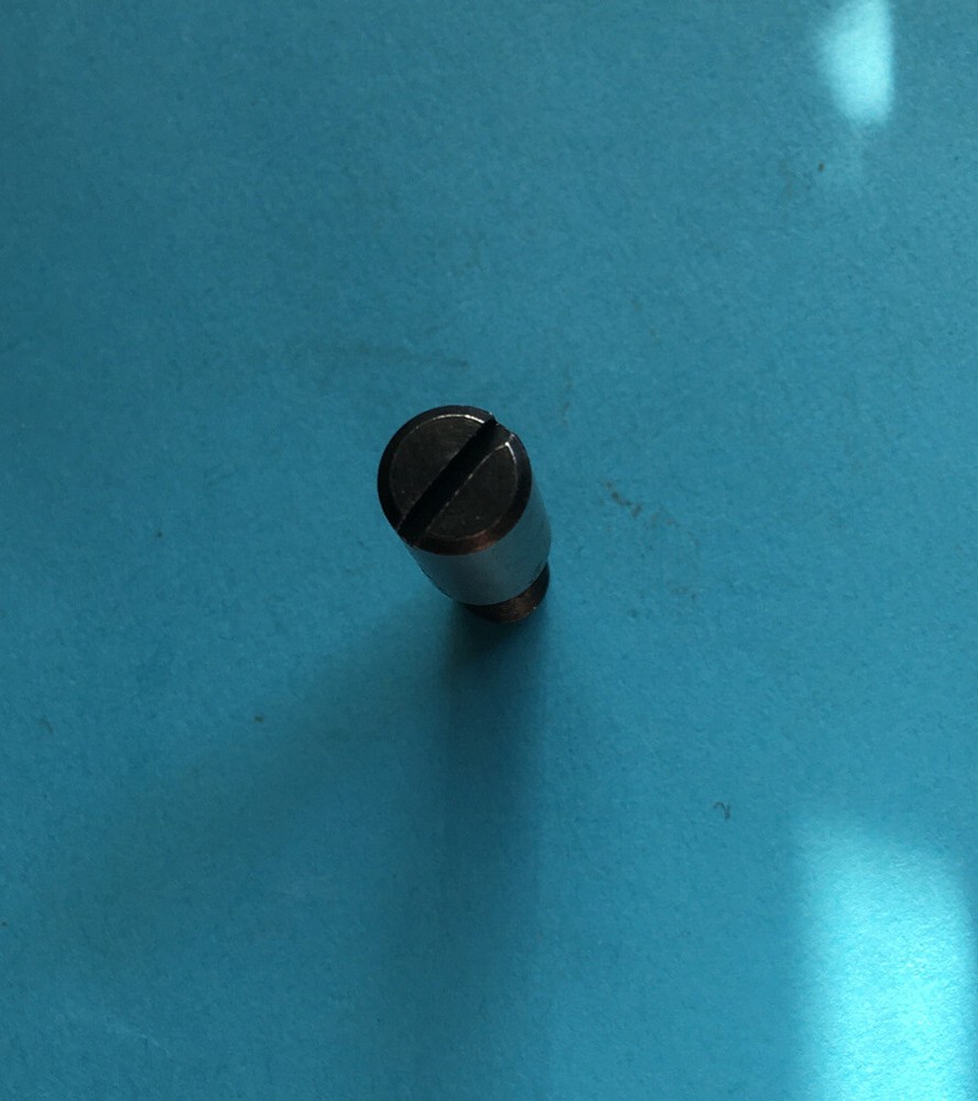 *NOS* 51-211-KANSAI SCREW-FOR SEWING MACHINE*